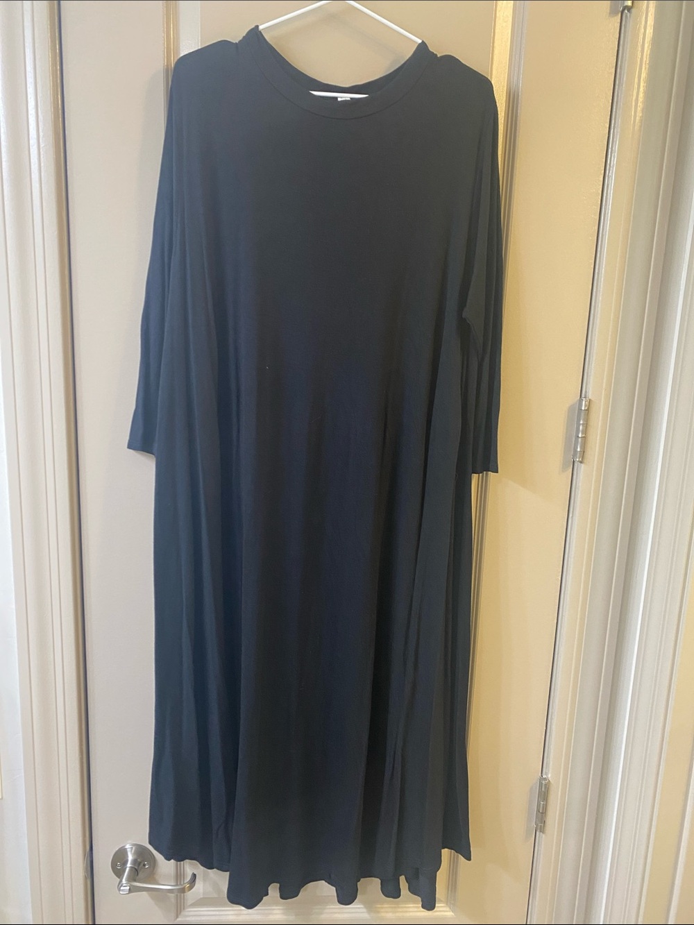 Black Women’s Long Sleeve Swing Dress